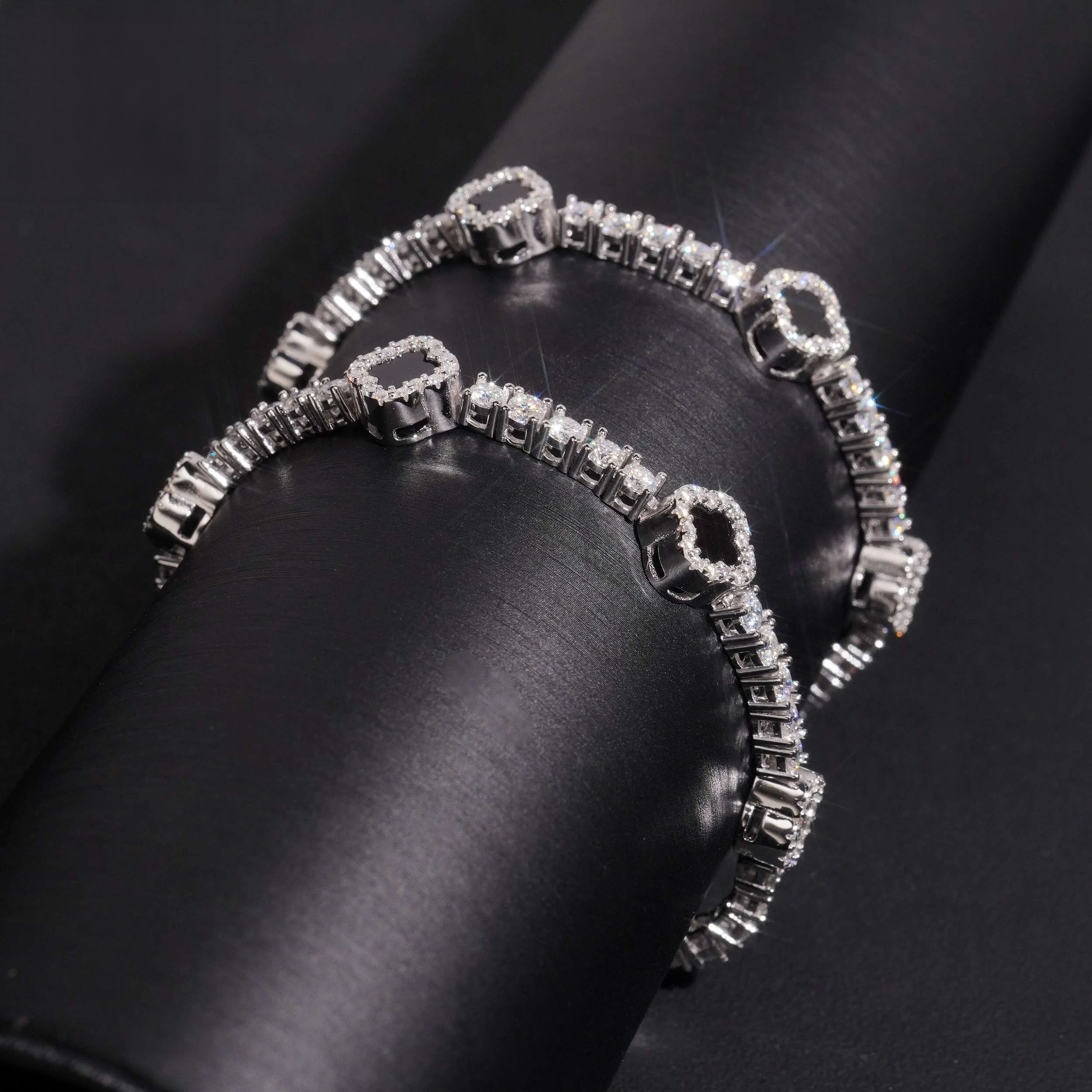 Clover Moissanite Tennis Bracelet